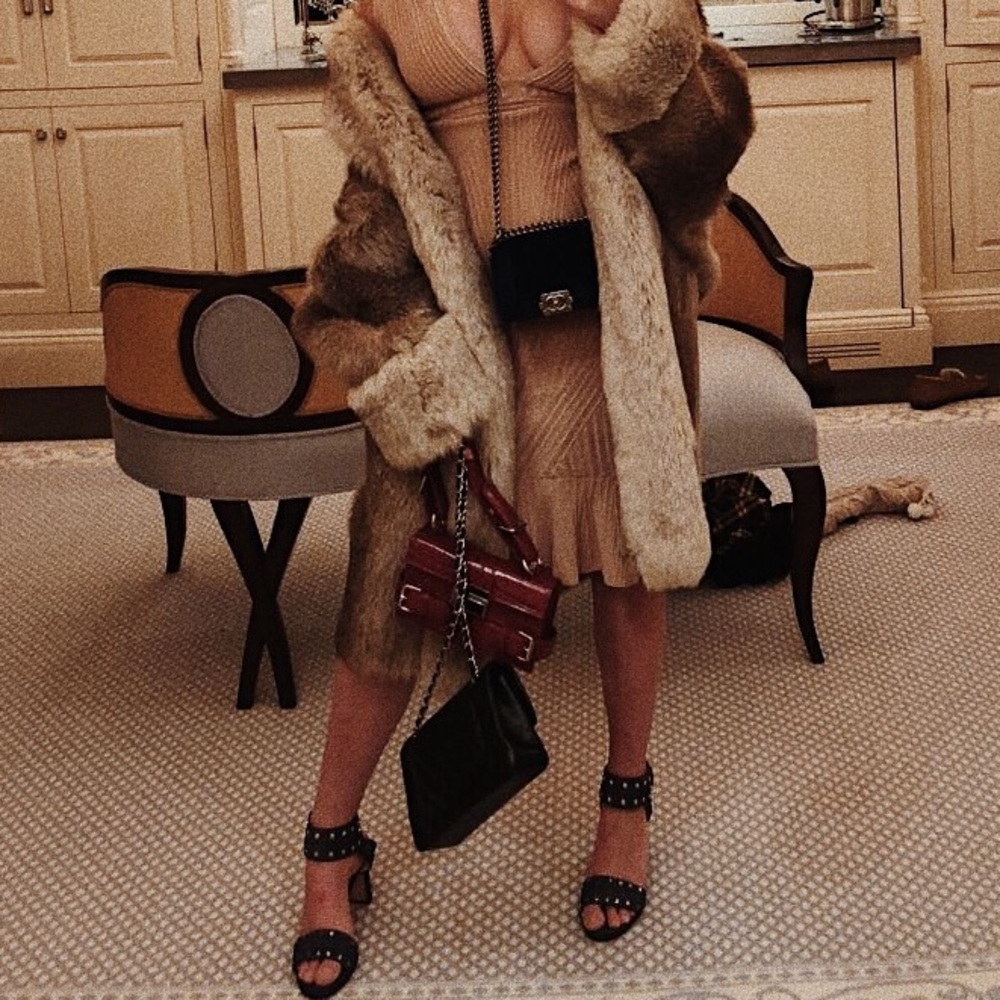 Meet your Posher, Billie